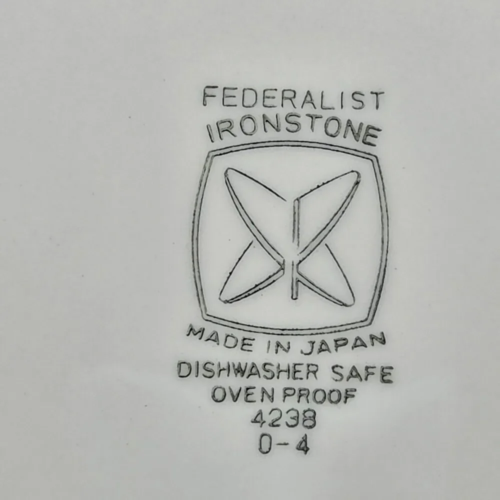 4 Federalist Ironstone White 10 5/8” Dinner Plates 4238 Made in Japan Read